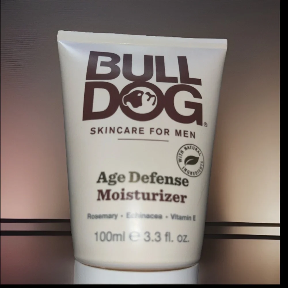 Bulldog Age Defense Moisturizer & 2 Different Cremo Beard Care Set